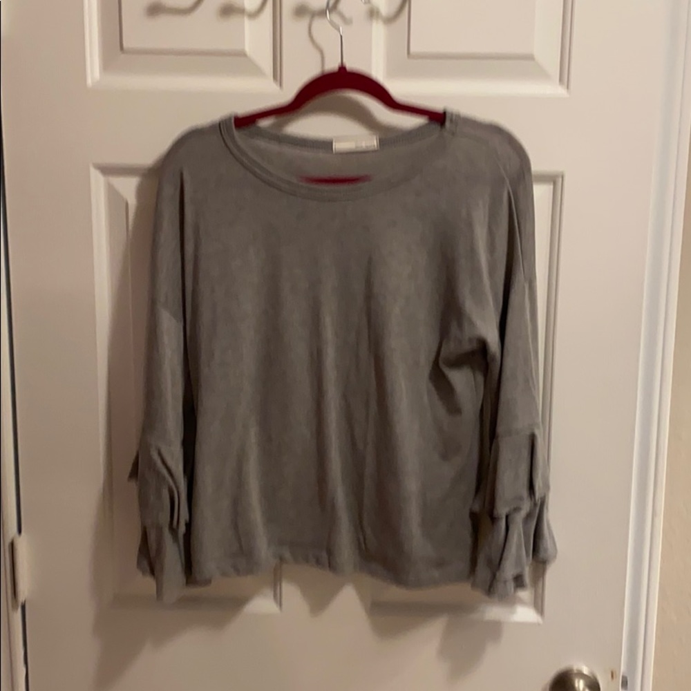 Long length grey shirt